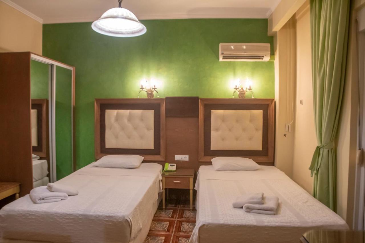 Hotel Astoria Игуменица Екстериор снимка