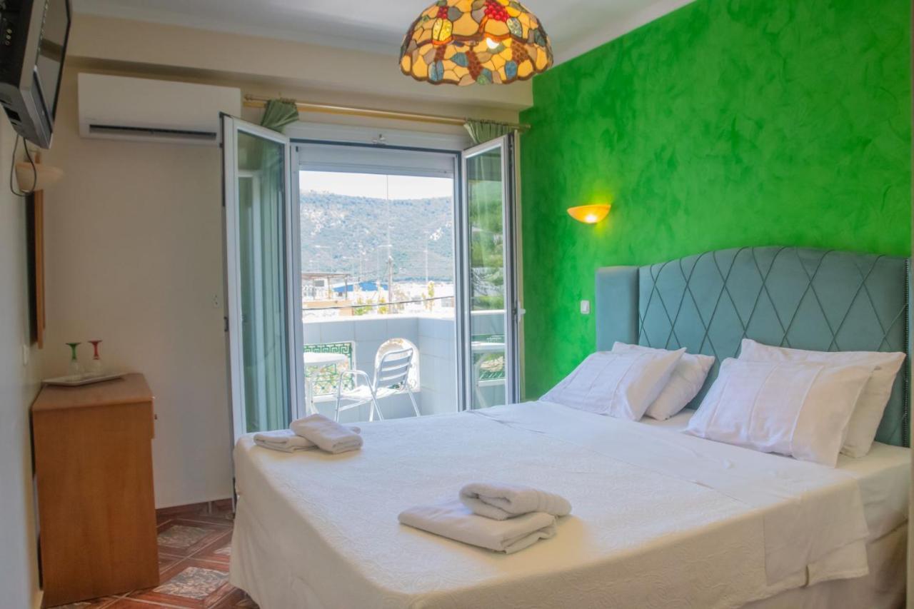 Hotel Astoria Игуменица Екстериор снимка