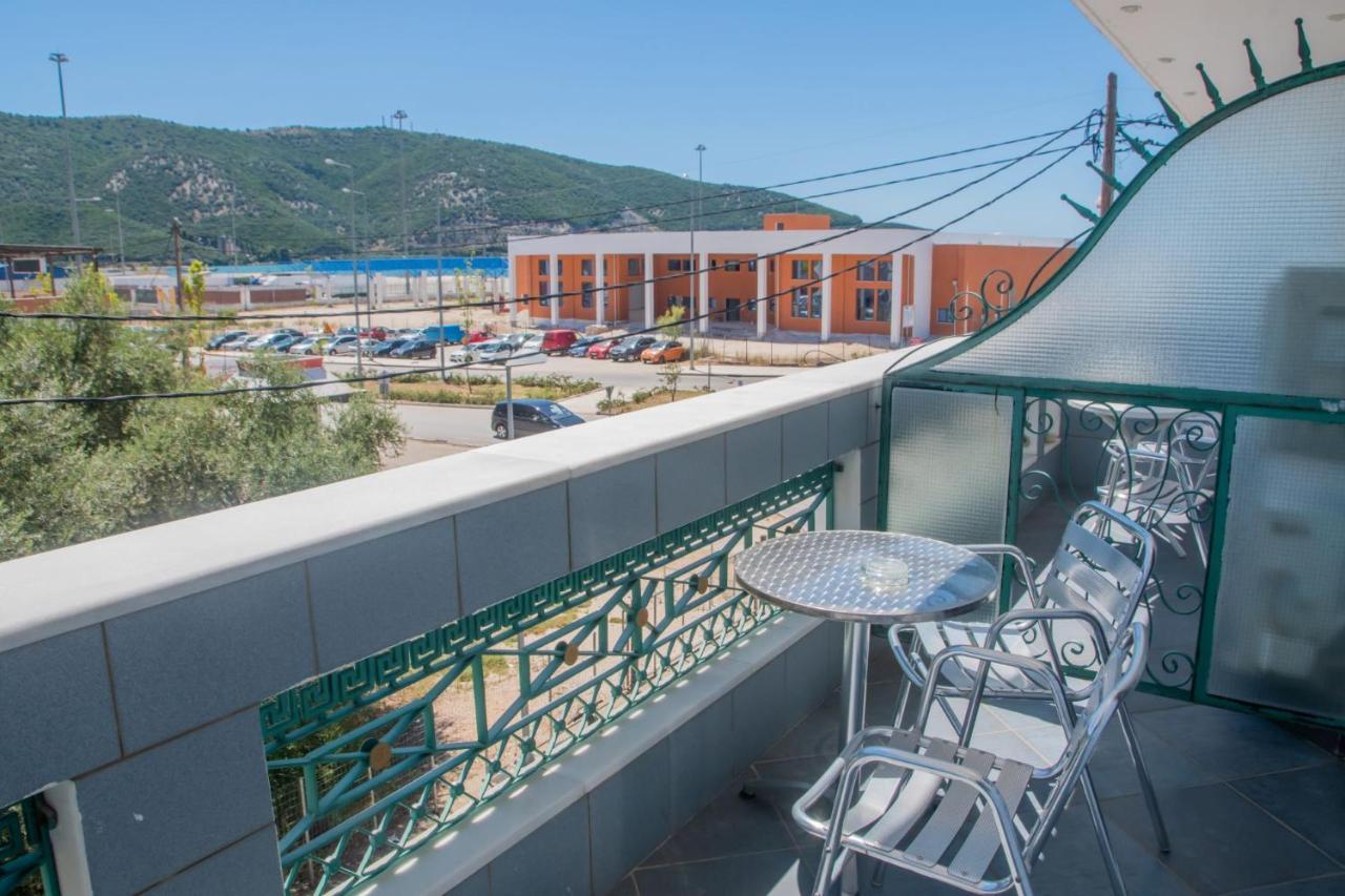 Hotel Astoria Игуменица Екстериор снимка