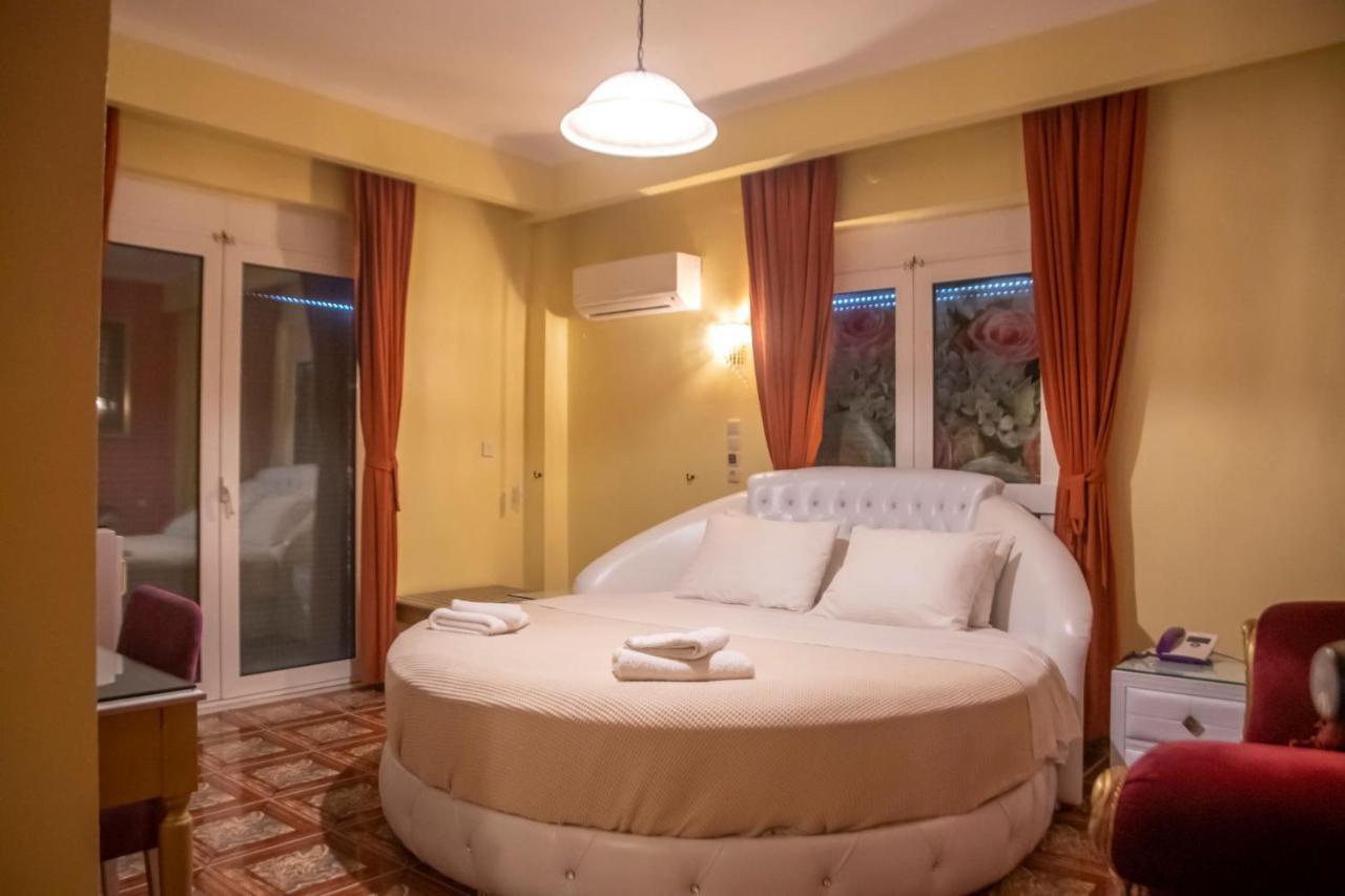 Hotel Astoria Игуменица Екстериор снимка