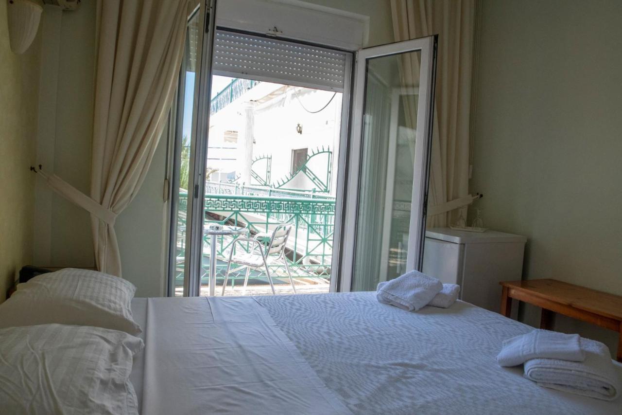 Hotel Astoria Игуменица Екстериор снимка