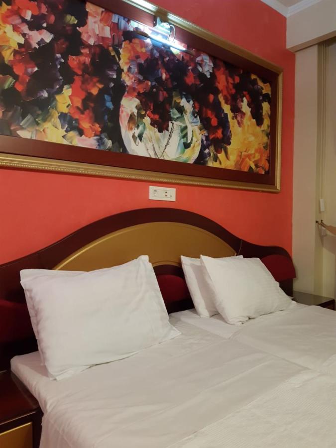 Hotel Astoria Игуменица Екстериор снимка
