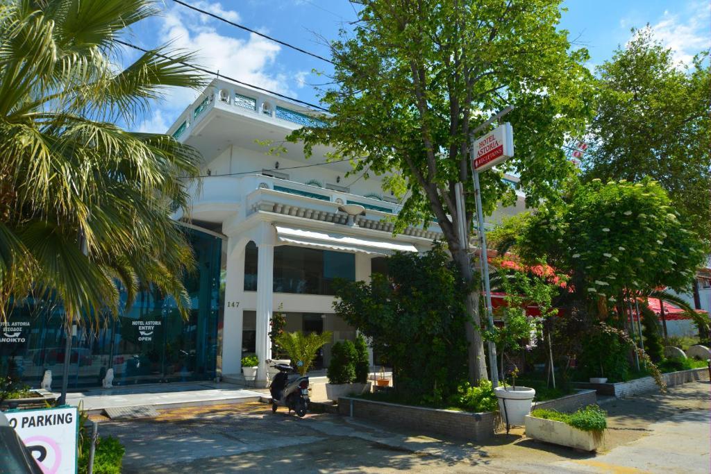 Hotel Astoria Игуменица Екстериор снимка